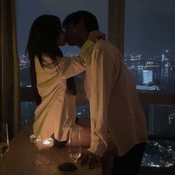 Chiếm Hữu Em 